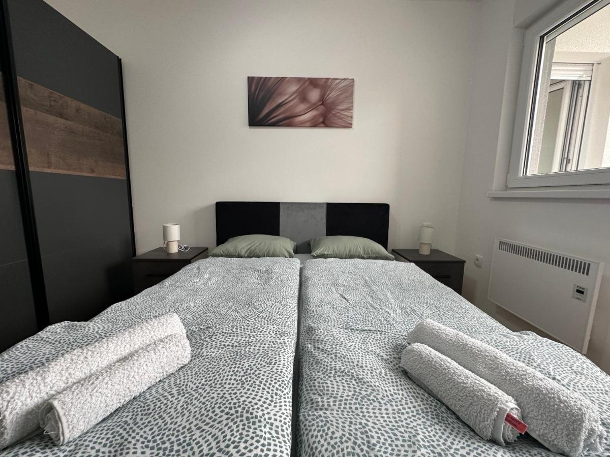 Apartment Aura 2